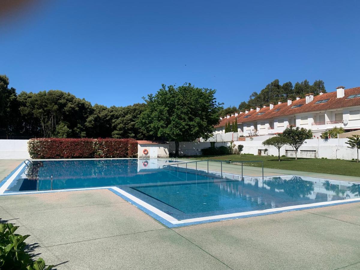 Urbanizacion Con Piscina Arnelas Санксенсо Екстериор снимка